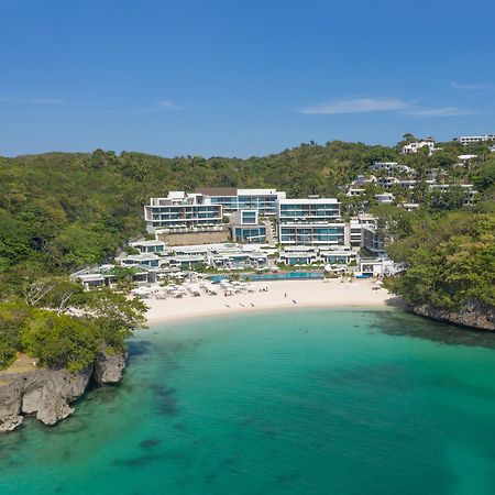 Crimson Resort And Spa Boracay Yapak Bagian luar foto