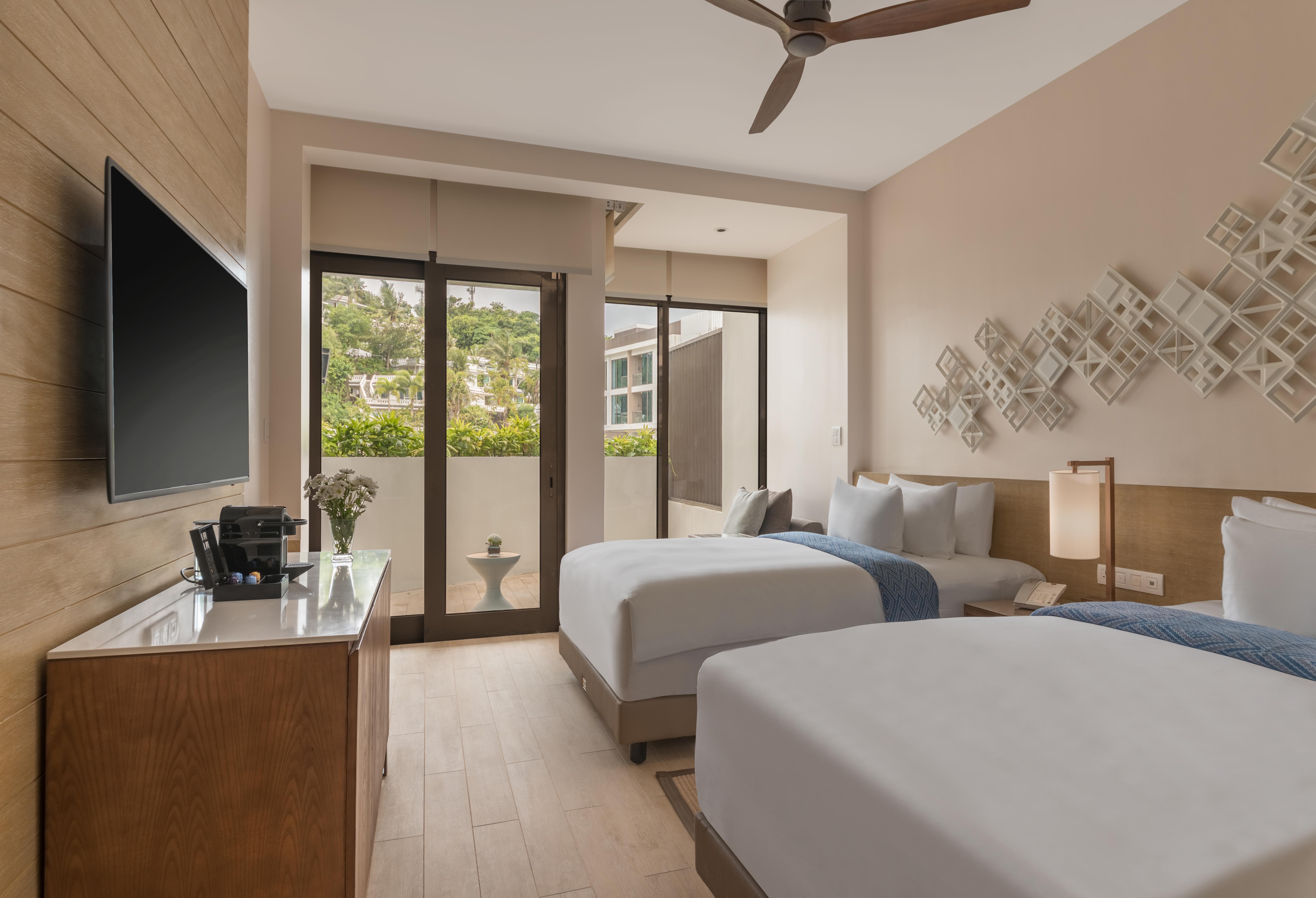 Crimson Resort And Spa Boracay Yapak Bagian luar foto