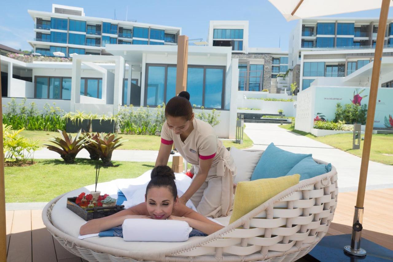 Crimson Resort And Spa Boracay Yapak Bagian luar foto